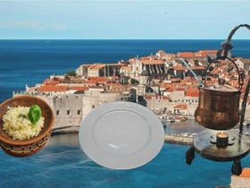 Gerichte aus dem Ofen und der Pfanne Nr.42: Gulasch Dubrovnik (mind. 2 Personen) Rinderfiletsteak, Paprika, Waldpilze, Peperoni, Butterreis